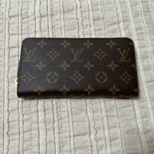 Zippy Wallet LV